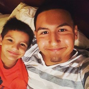 Meet your Posher, Carlos